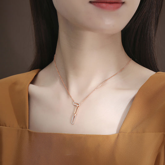 Charlotte || Chain necklace with zircon diamonds