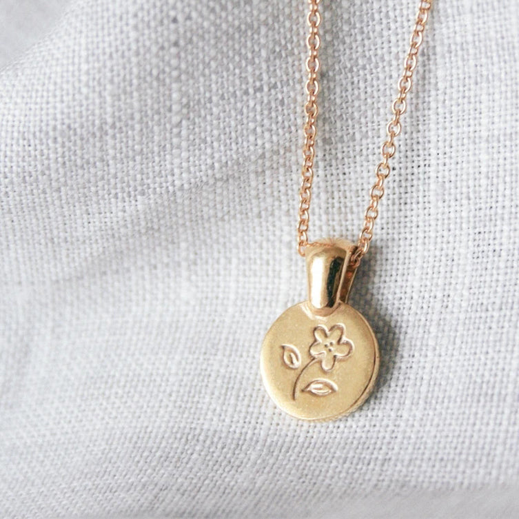 Everly || Dainty minimalist flower medallion coin long chain necklace